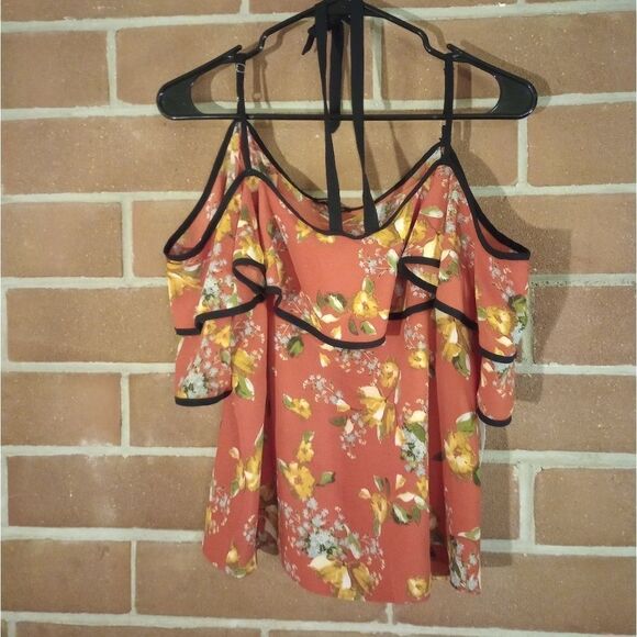 🆕⛱️Michel Floral Cold Shoulder Halter Top - Picture 2 of 6